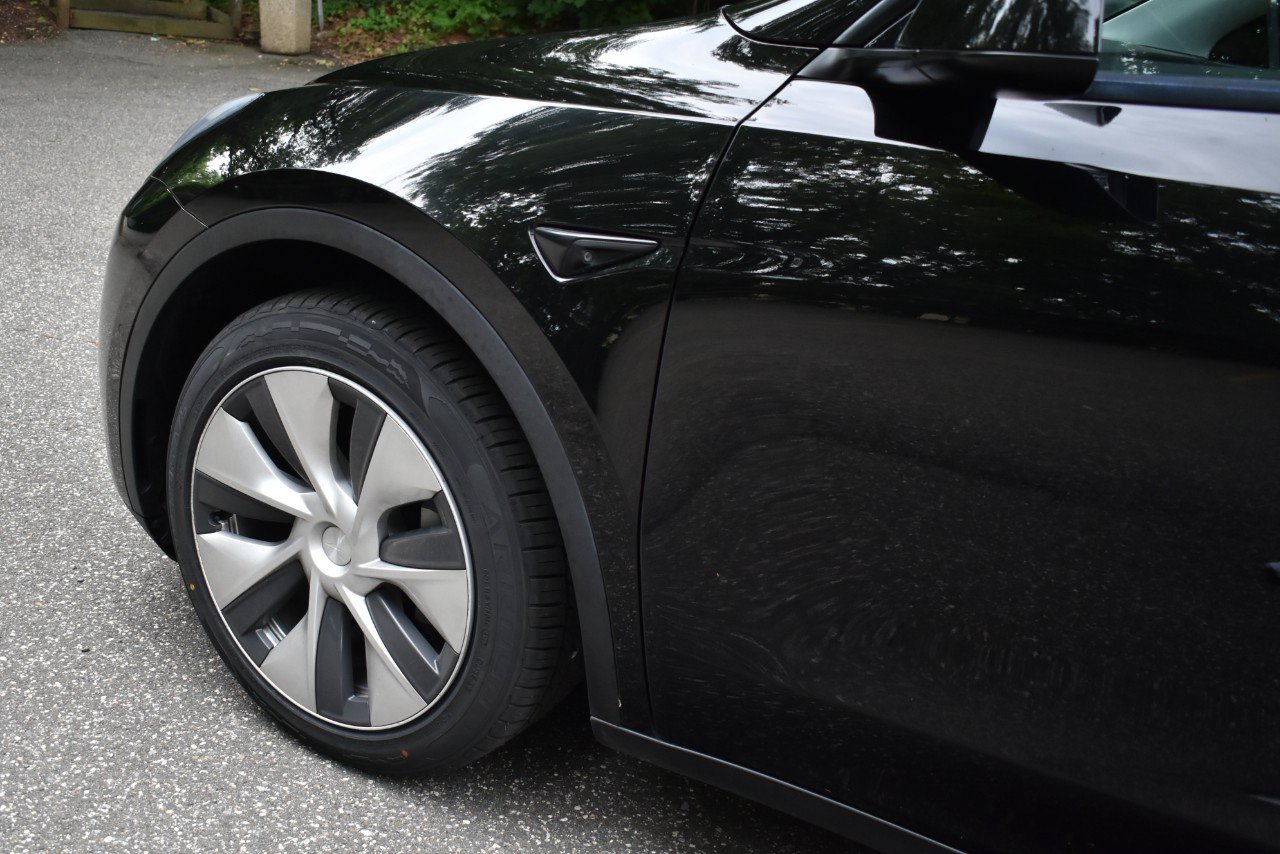Used 2021 Tesla Model Y 2WD image 29
