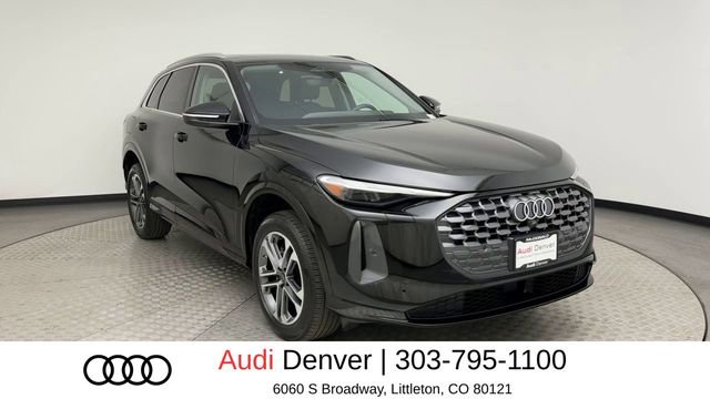 Used 2025 Audi Q5 Premium w/ Convenience Package image 8