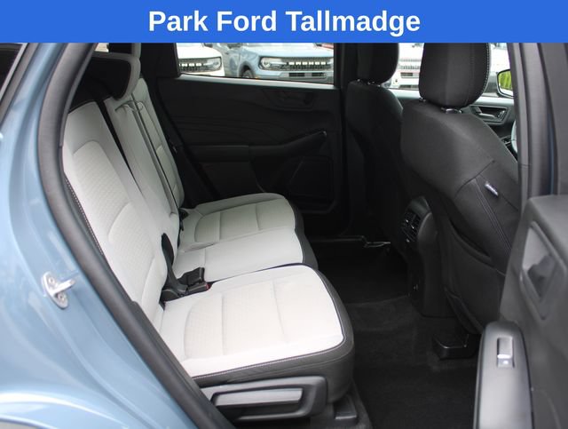 Used 2025 Ford Escape Active w/ Cold Weather Package FWD image 23