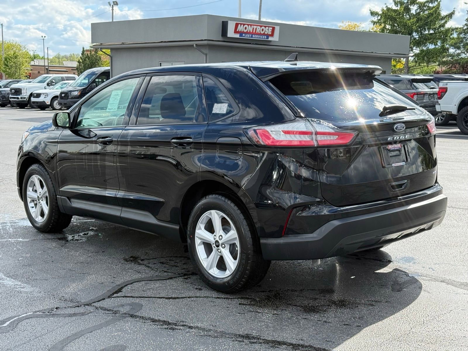 New 2024 Ford Edge SE AWD/4WD image 3