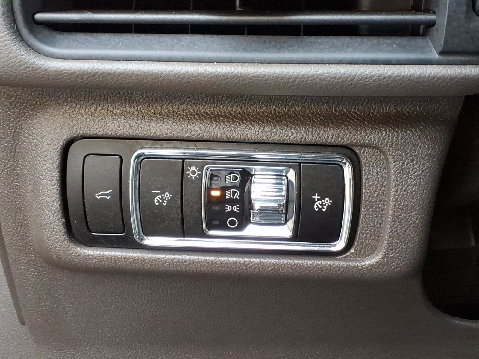 Certified 2023 Lincoln Corsair AWD image 20