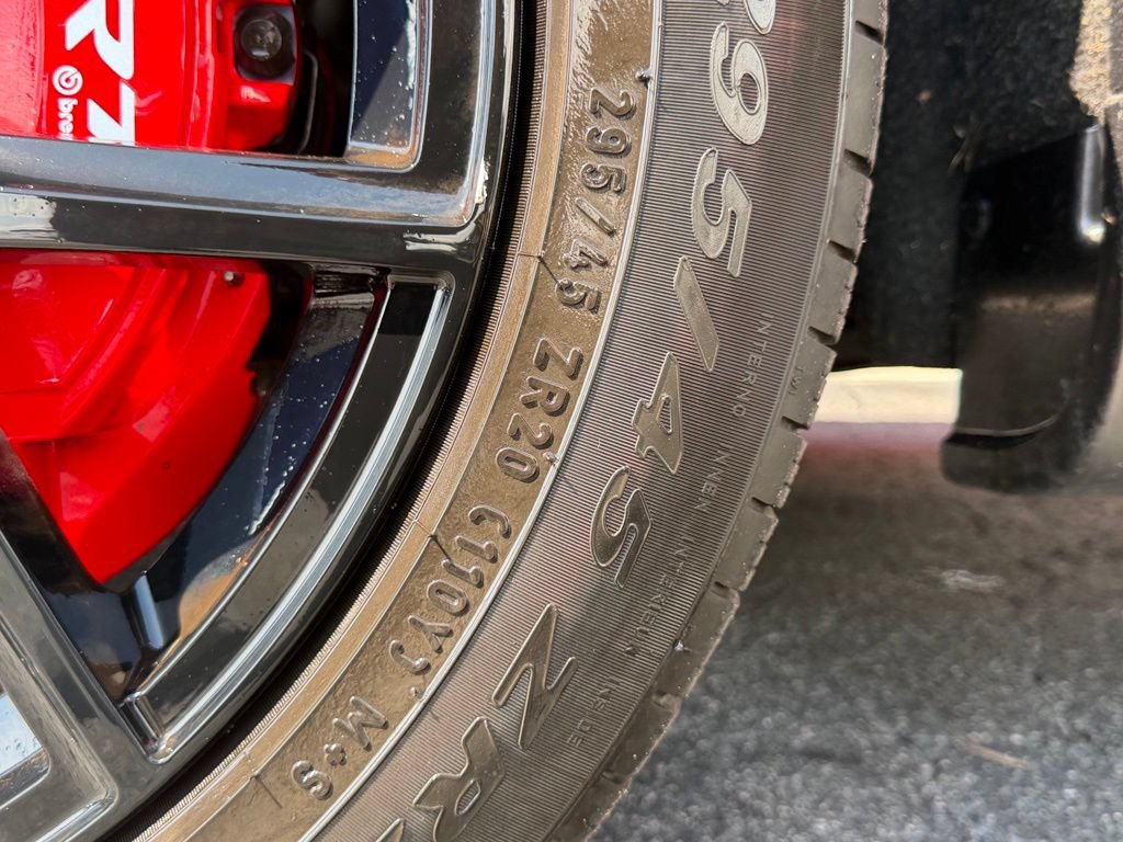 Used 2021 Jeep Grand Cherokee SRT AWD/4WD image 12