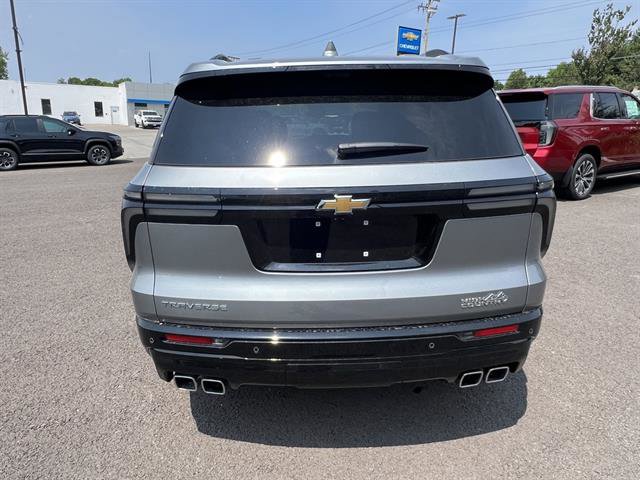 New 2025 Chevrolet Traverse High Country w/ LPO, Floor Liner Package image 4