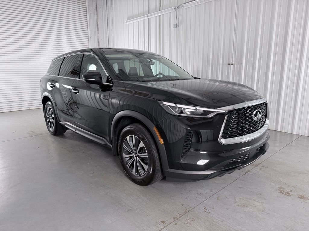 Used 2024 INFINITI QX60 Pure image 3