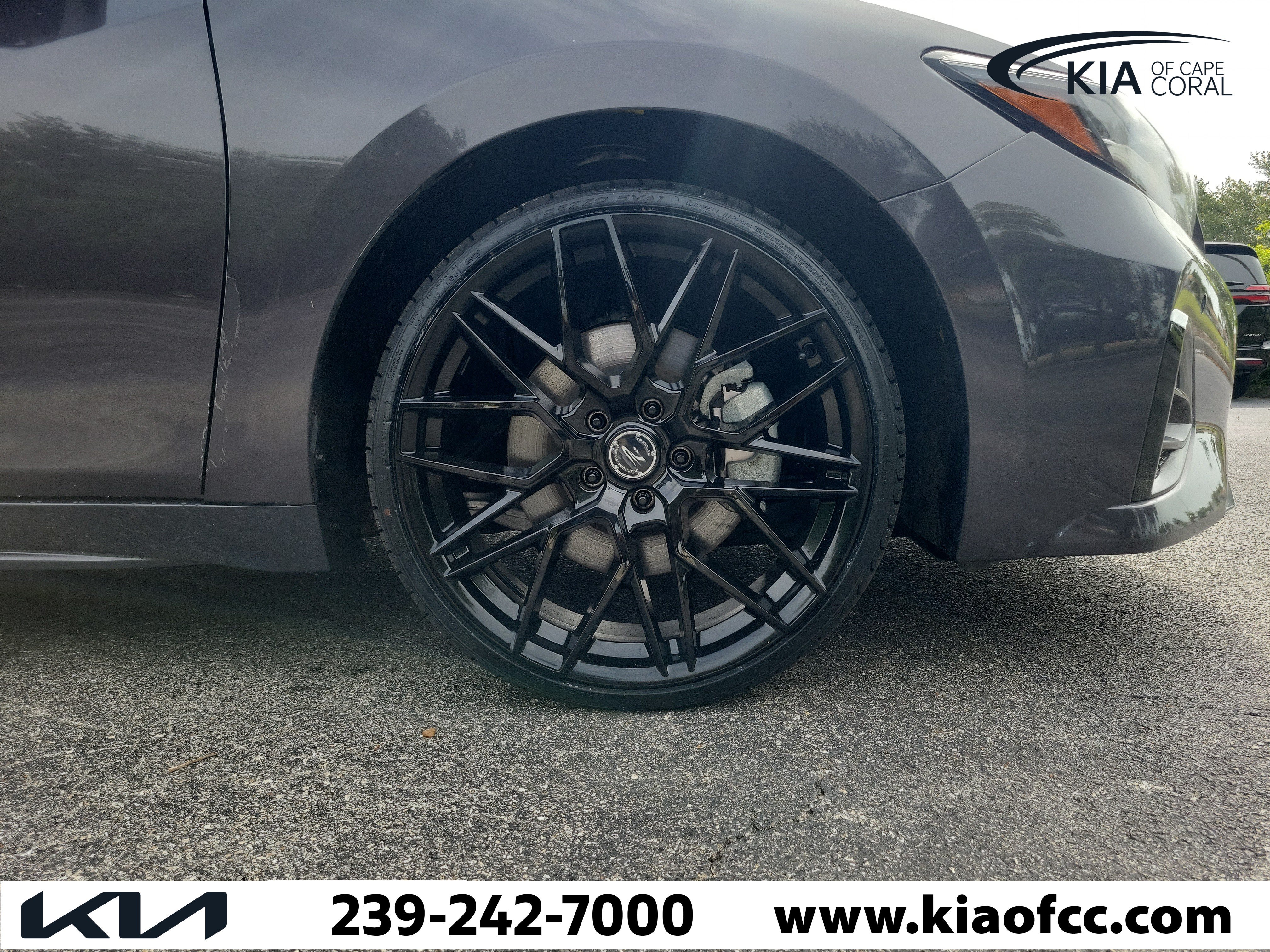 Used 2021 Nissan Maxima Platinum w/ 40th Anniversary Package FWD image 9
