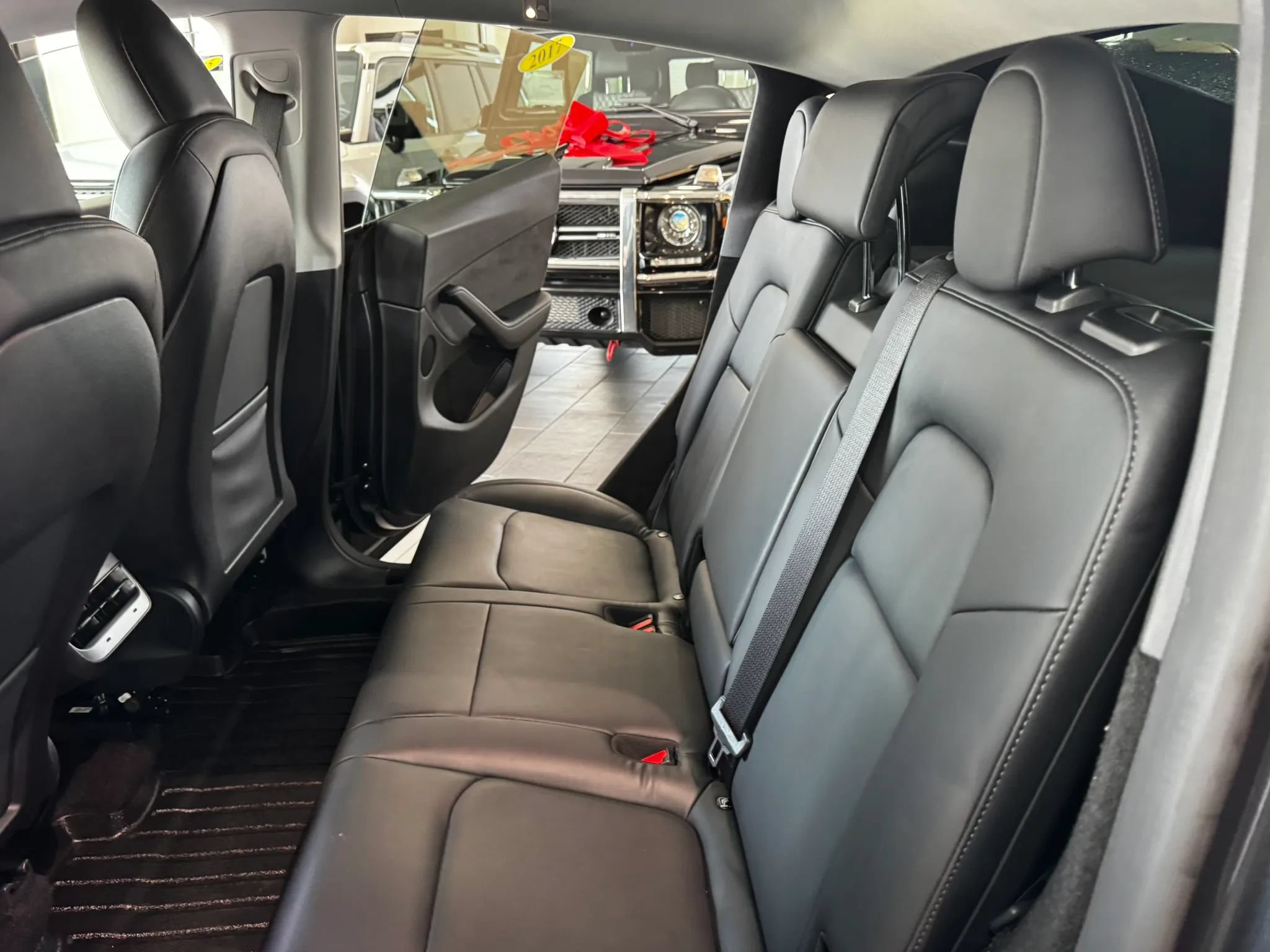 Used 2024 Tesla Model Y Performance AWD/4WD image 18