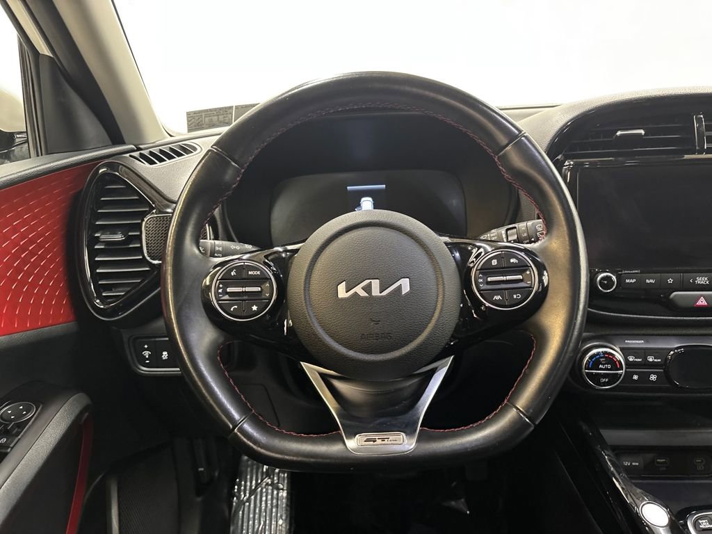 Used 2023 Kia Soul GT-Line FWD image 14