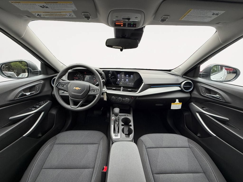 New 2026 Chevrolet Trax LS w/ Driver Confidence Package FWD image 11