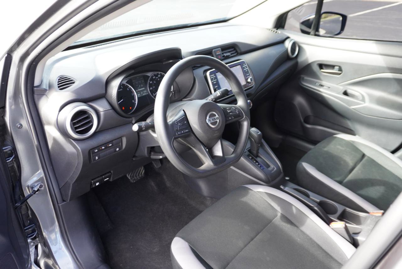 Used 2025 Nissan Versa S w/ S Plus Package image 29