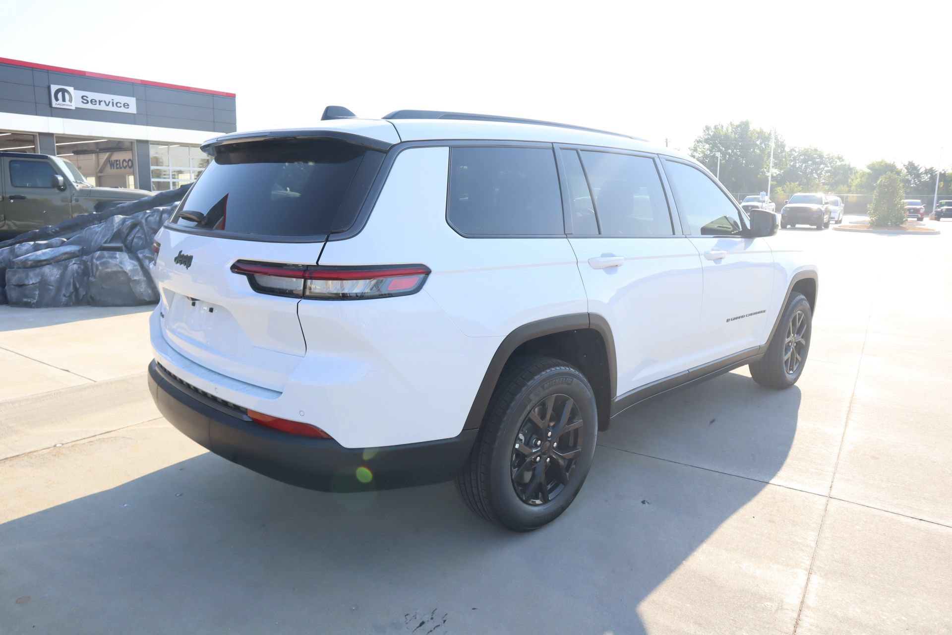 New 2026 Jeep Grand Cherokee L 4WD image 22