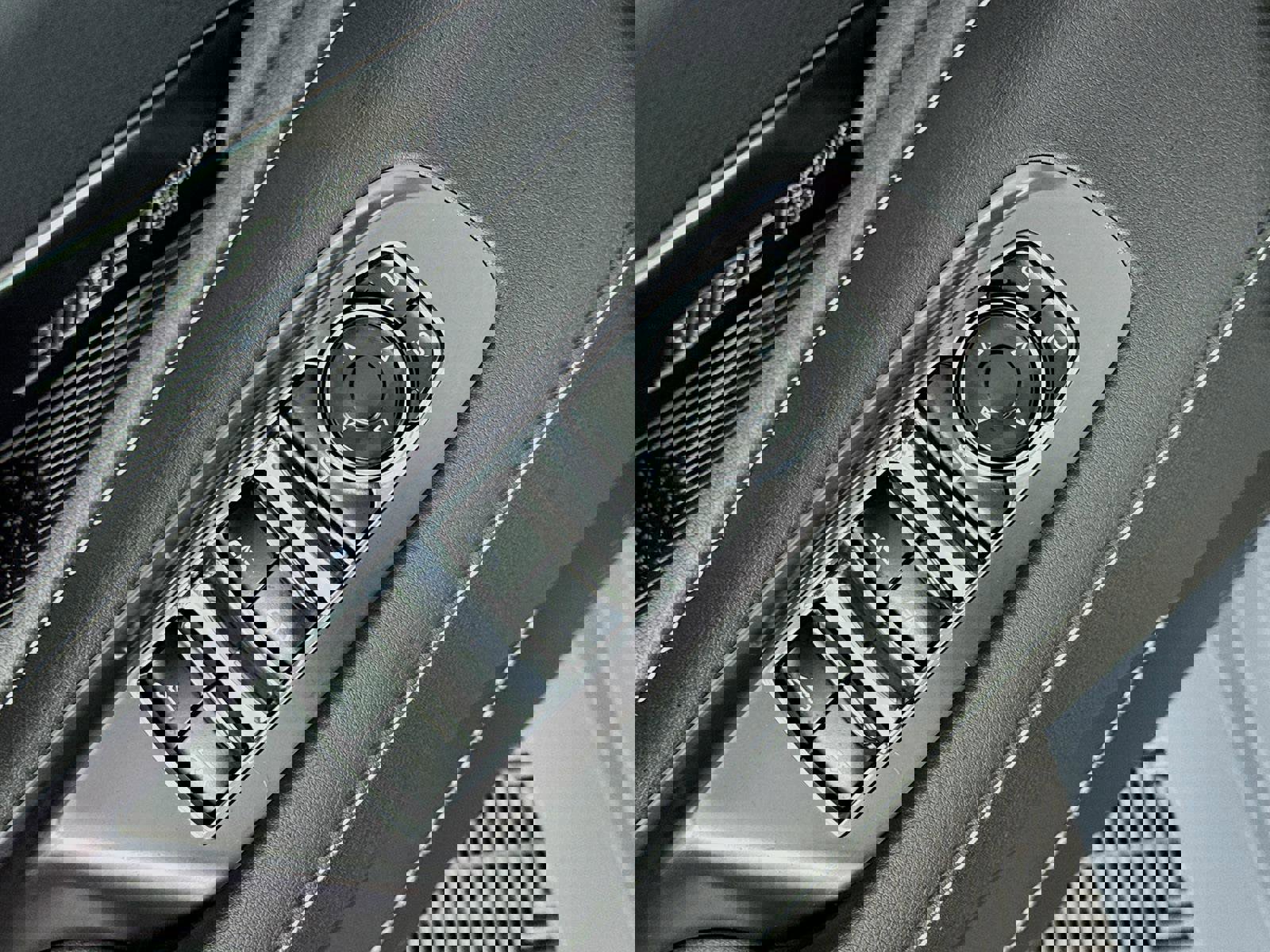 Used 2025 Chevrolet Corvette Stingray Preferred Conv w/ Stealth Interior Trim Package image 20