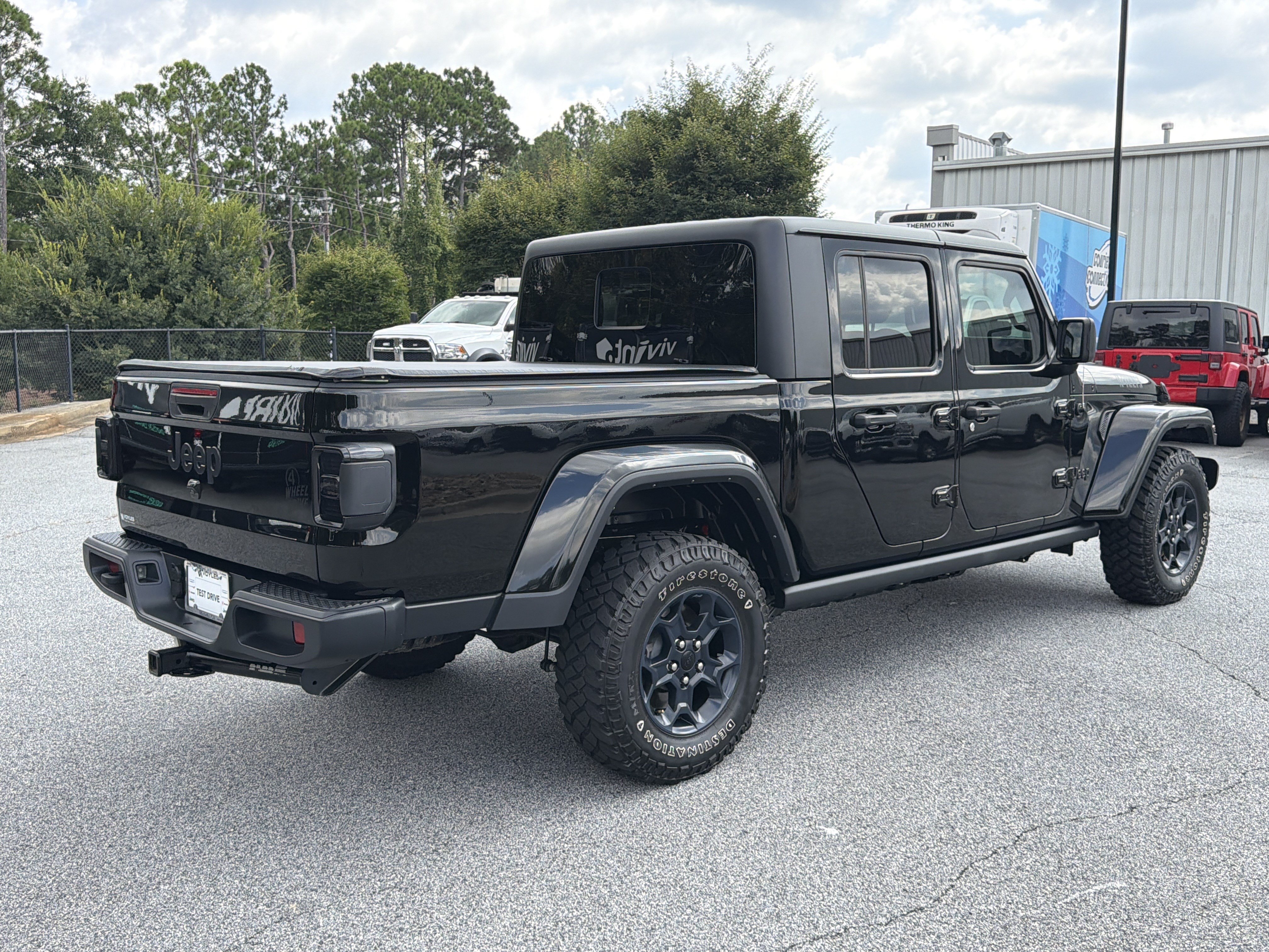 Used 2023 Jeep Gladiator Sport AWD/4WD image 8