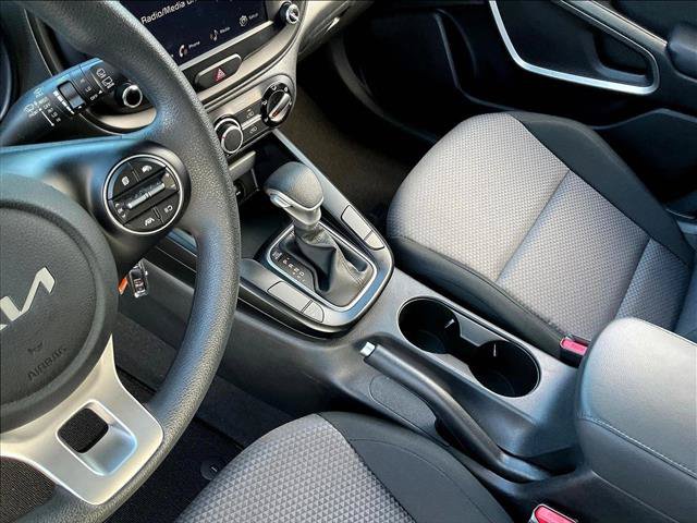 Used 2025 Kia Soul LX FWD image 14