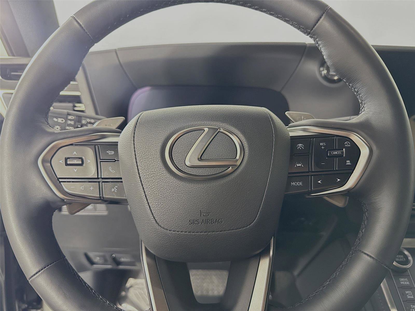 Used 2024 Lexus GX 550 image 16