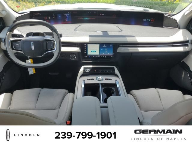 New 2026 Lincoln Navigator L Reserve AWD/4WD image 17
