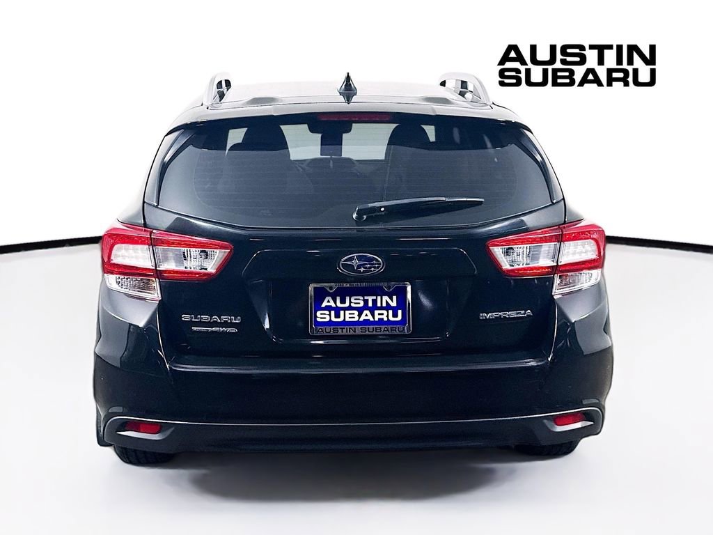 Used 2018 Subaru Impreza 2.0i Premium image 3