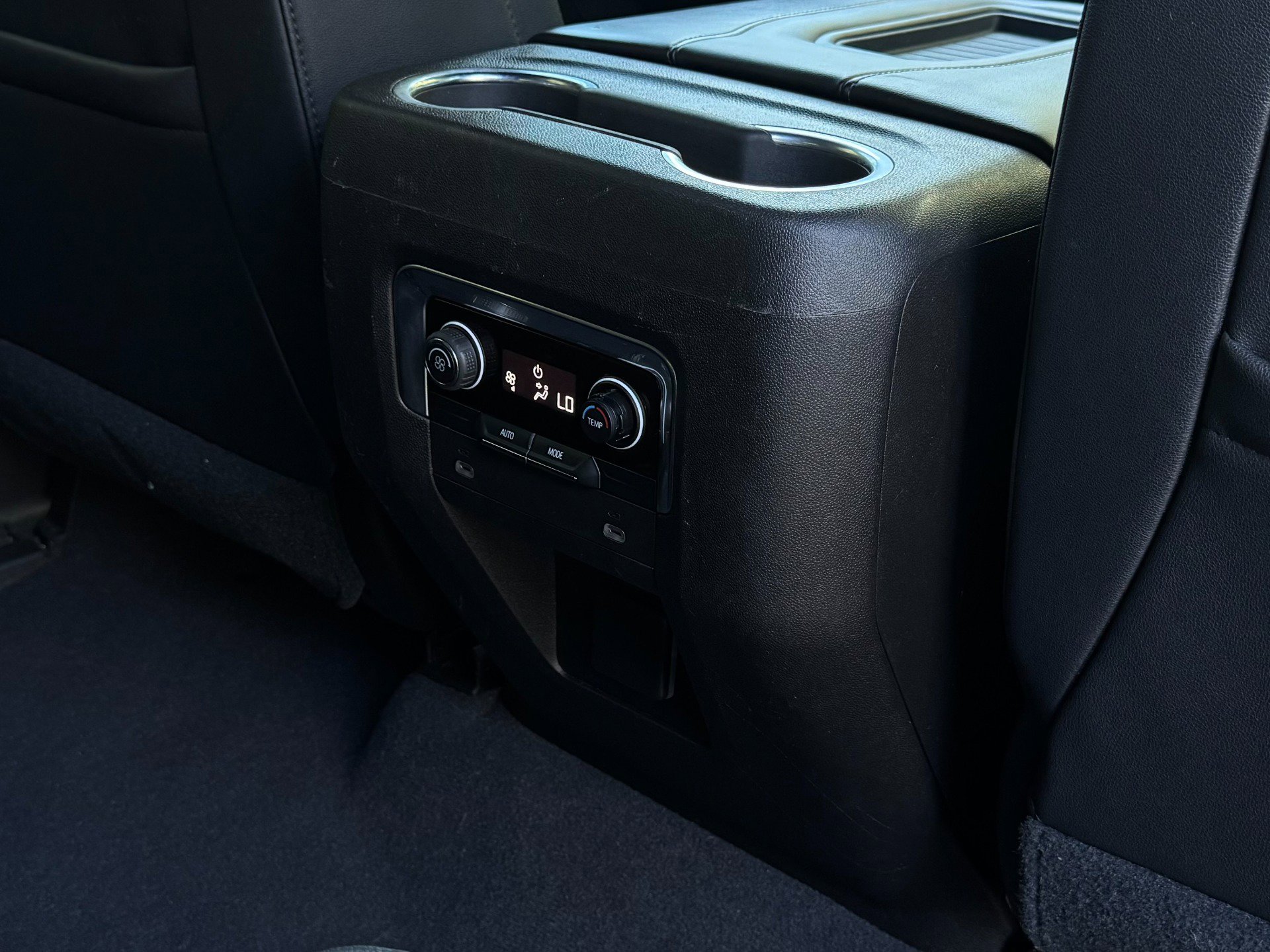 Used 2021 Chevrolet Tahoe LT image 54