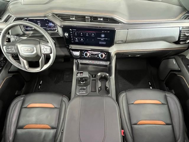 Used 2024 GMC Sierra 1500 AT4 w/ AT4 Preferred Package AWD/4WD image 9