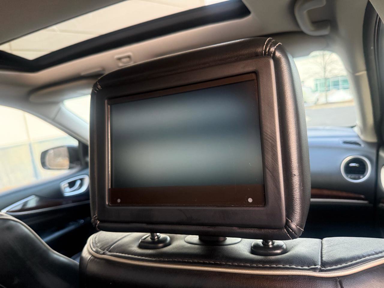 Used 2017 INFINITI QX60 Luxe w/ Deluxe Technology Package image 22
