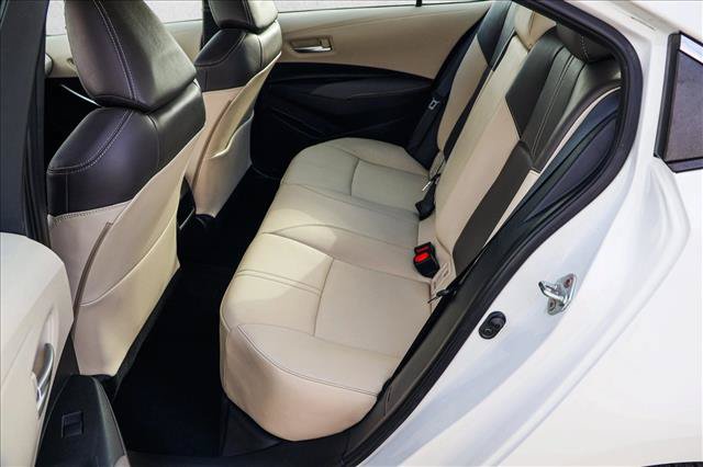 Used 2022 Toyota Corolla XLE FWD image 21
