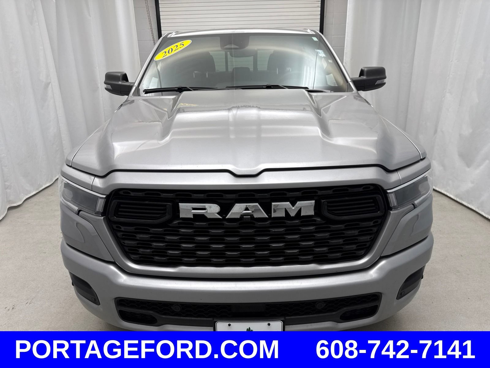 Used 2025 RAM 1500 Big Horn AWD/4WD image 8