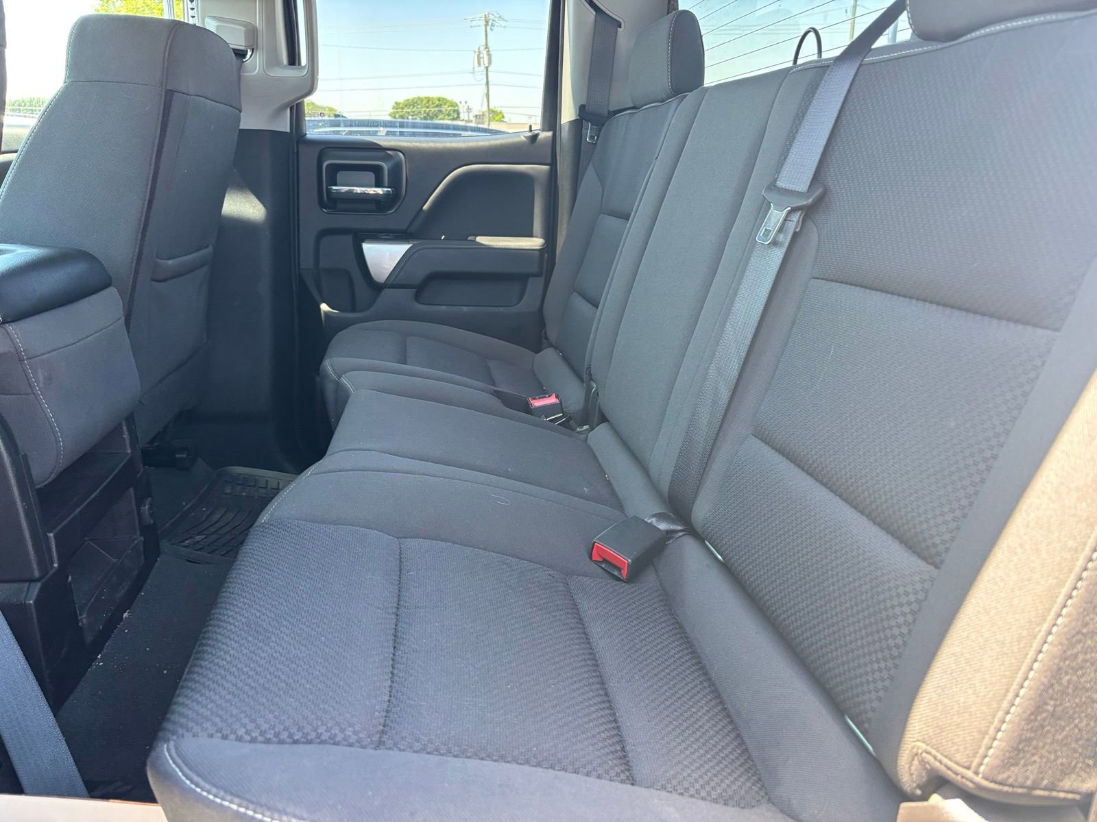 Used 2019 Chevrolet Silverado 1500 LT AWD/4WD image 11