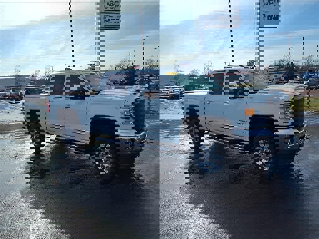 Used 2017 GMC Sierra 3500 SLT w/ Duramax Plus Package image 2