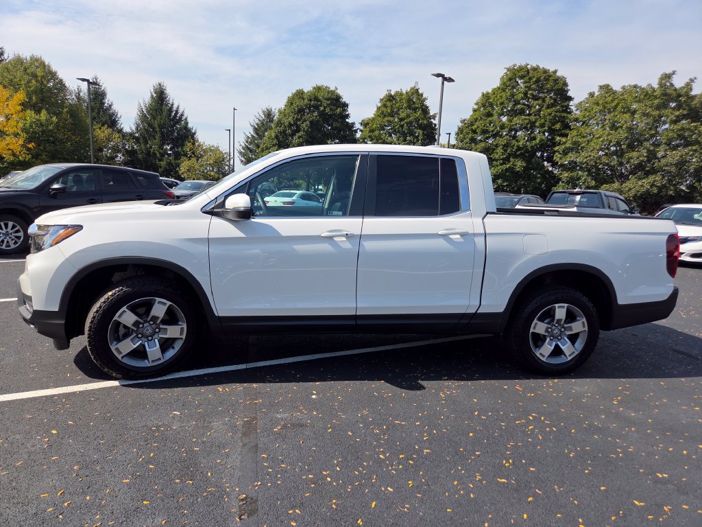 Certified 2025 Honda Ridgeline RTL image 21