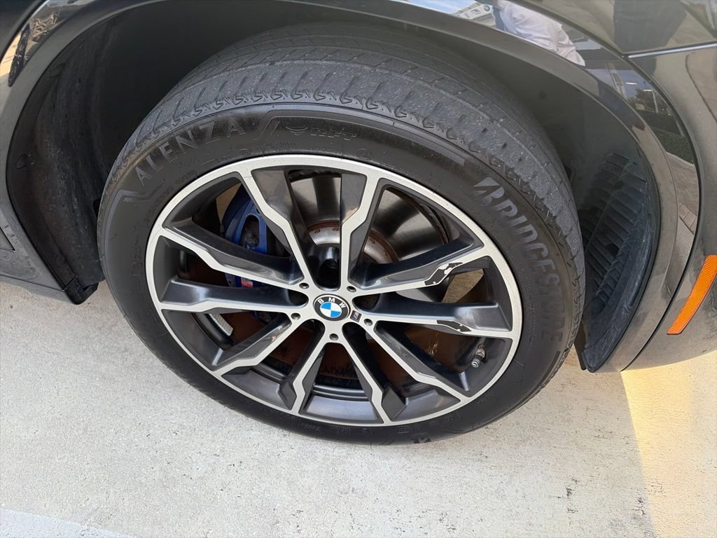 Certified 2024 BMW X4 M40i w/ Shadowloine Package AWD/4WD image 5