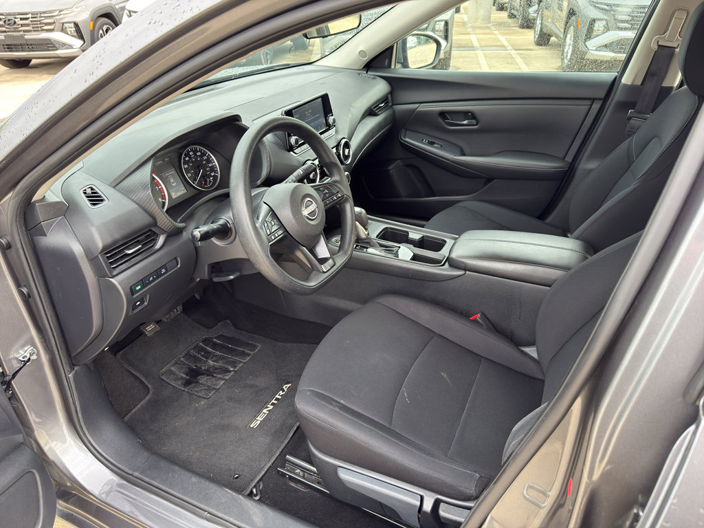 Used 2024 Nissan Sentra S FWD image 17