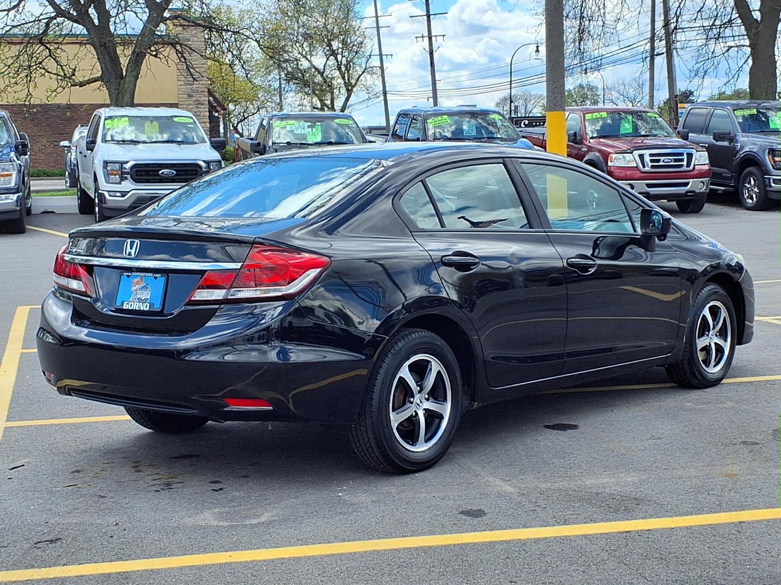 Used 2015 Honda Civic SE image 2