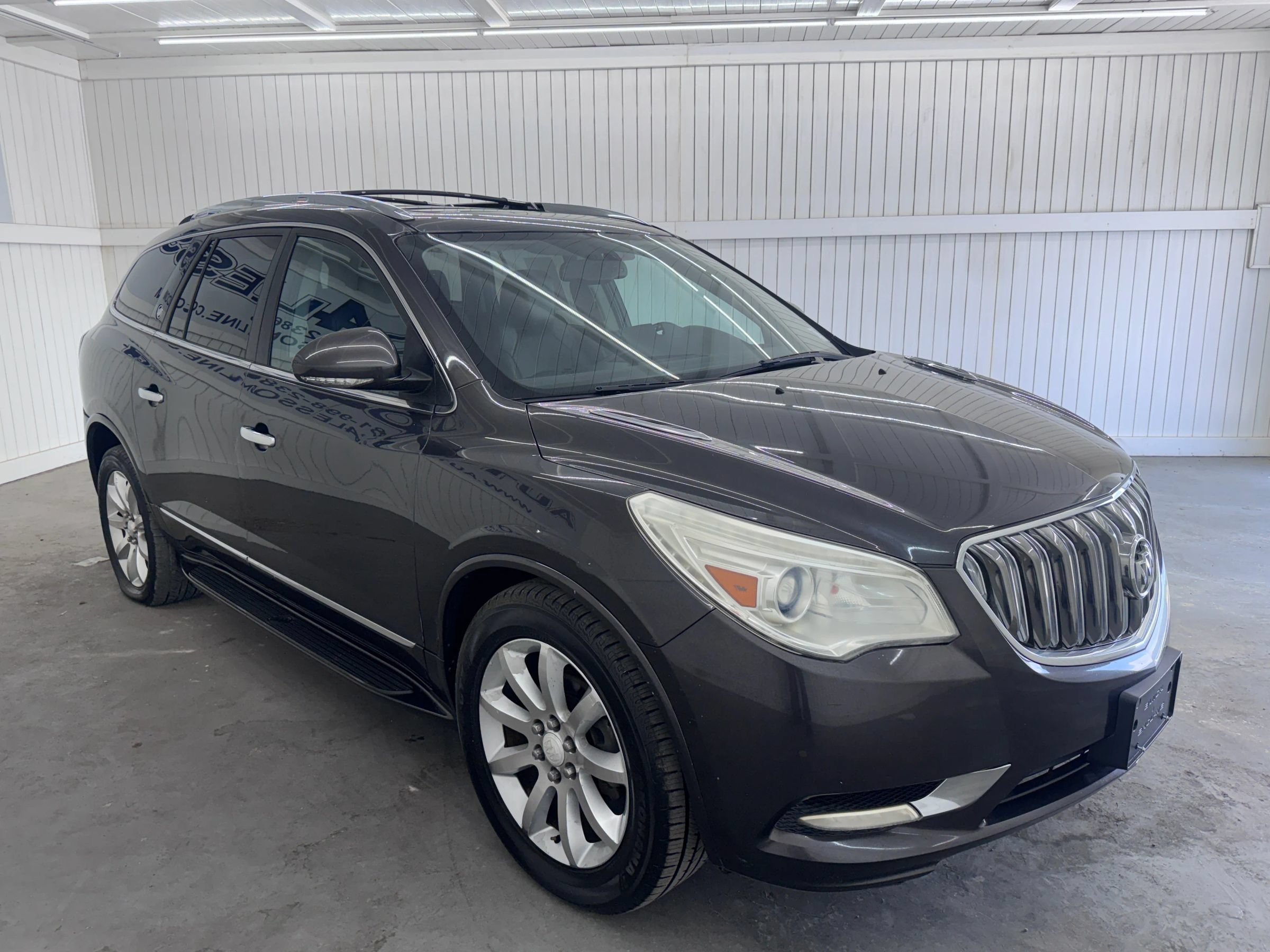Used 2013 Buick Enclave Premium AWD/4WD image 3