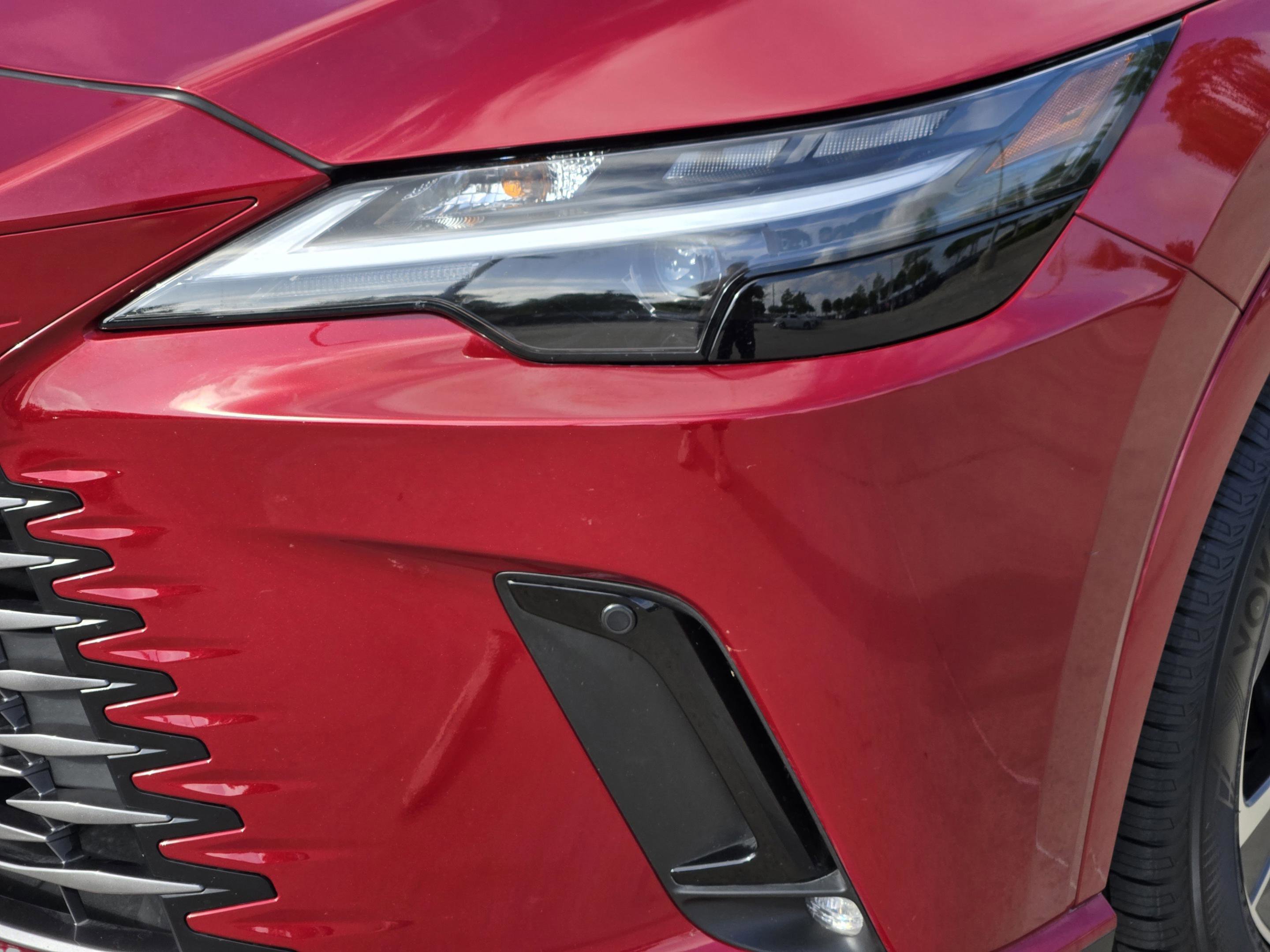 Used 2024 Lexus RX 350h w/ Accessory Package (Z1) image 33