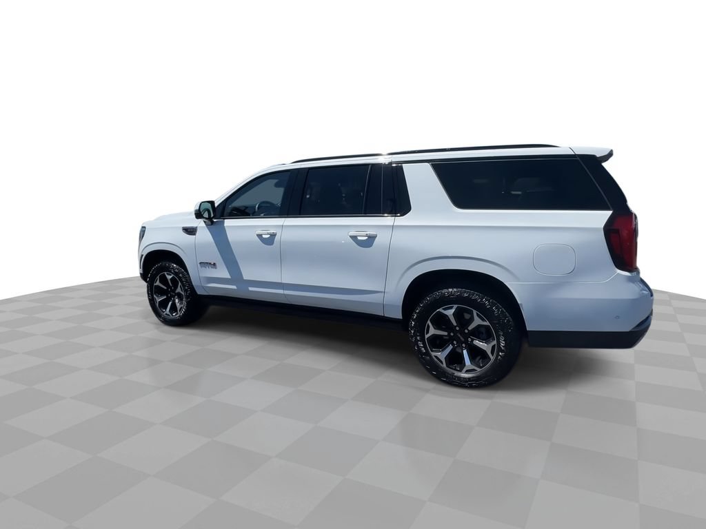 Used 2025 GMC Yukon XL AT4 w/ AT4 Premium Package AWD/4WD image 5