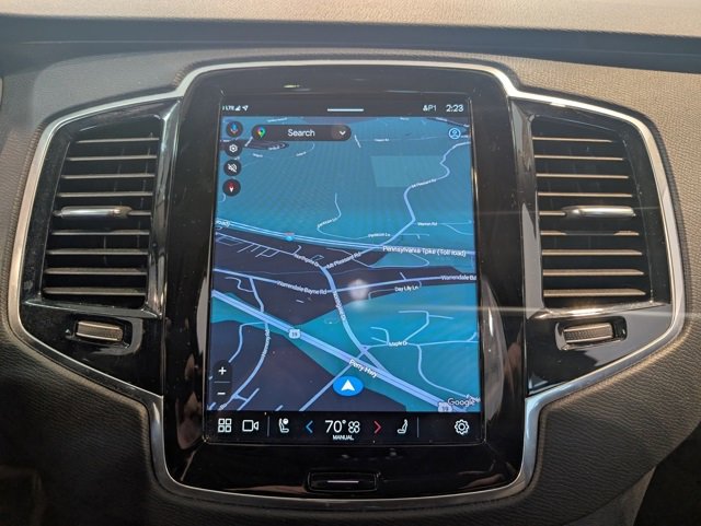 Used 2023 Volvo XC90 B5 Plus w/ Protection Package Premier image 16