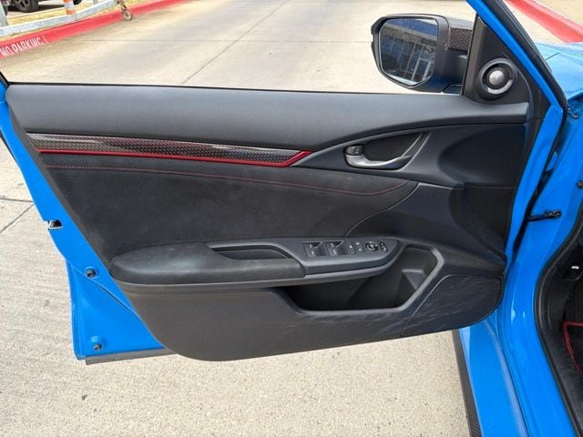 Used 2021 Honda Civic Type R image 11