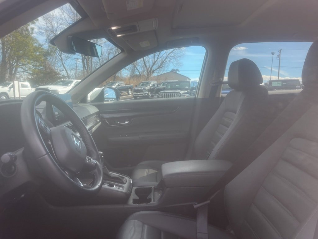 Used 2025 Honda CR-V EX-L image 9