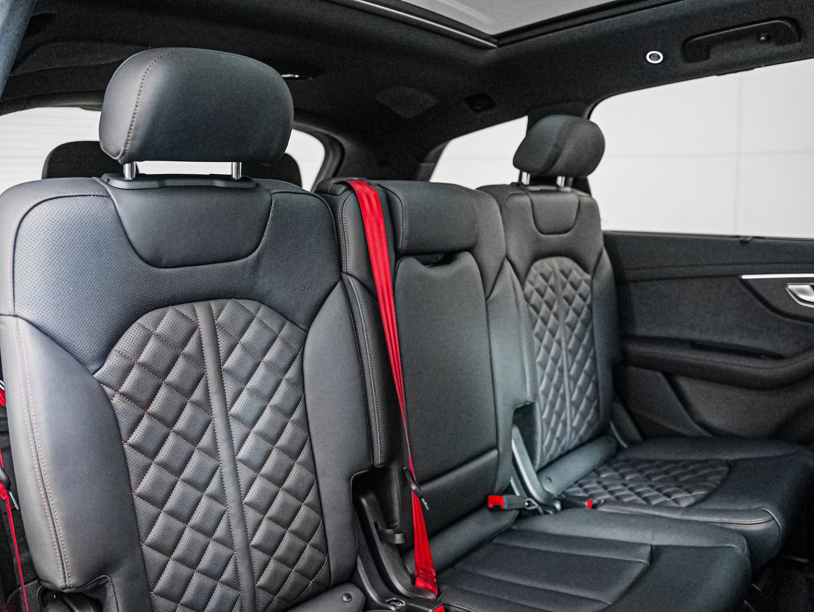 New 2026 Audi Q7 3.0T Prestige image 13