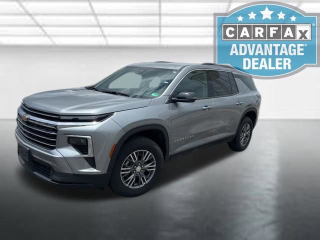 Used 2026 Chevrolet Traverse LT AWD/4WD image 4