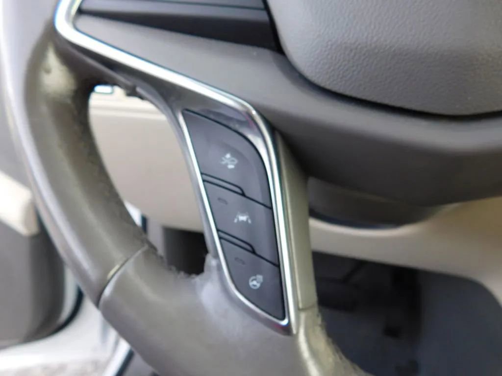 Used 2019 Cadillac XT5 Luxury image 29