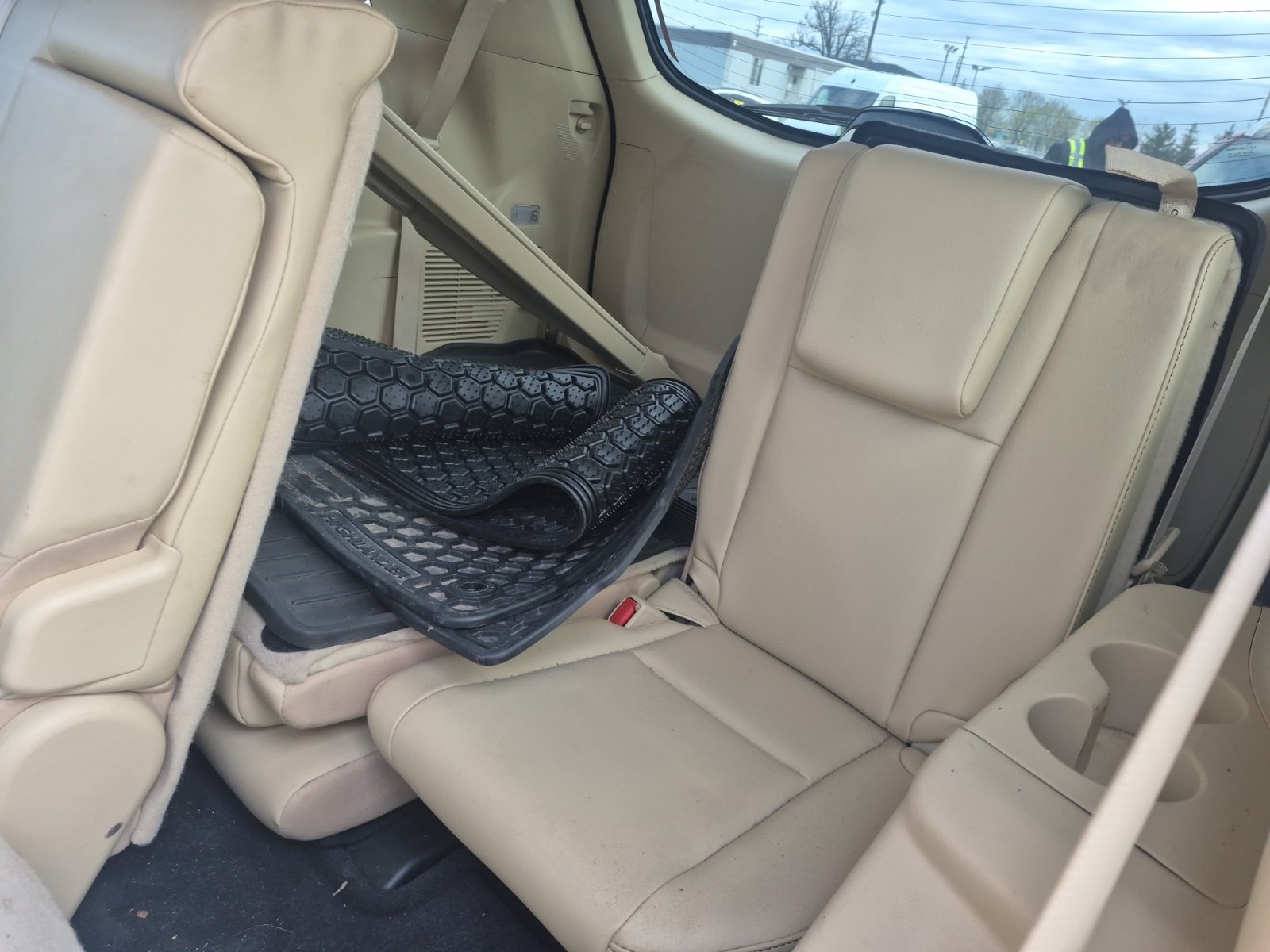 Used 2019 Toyota Highlander XLE AWD/4WD image 11
