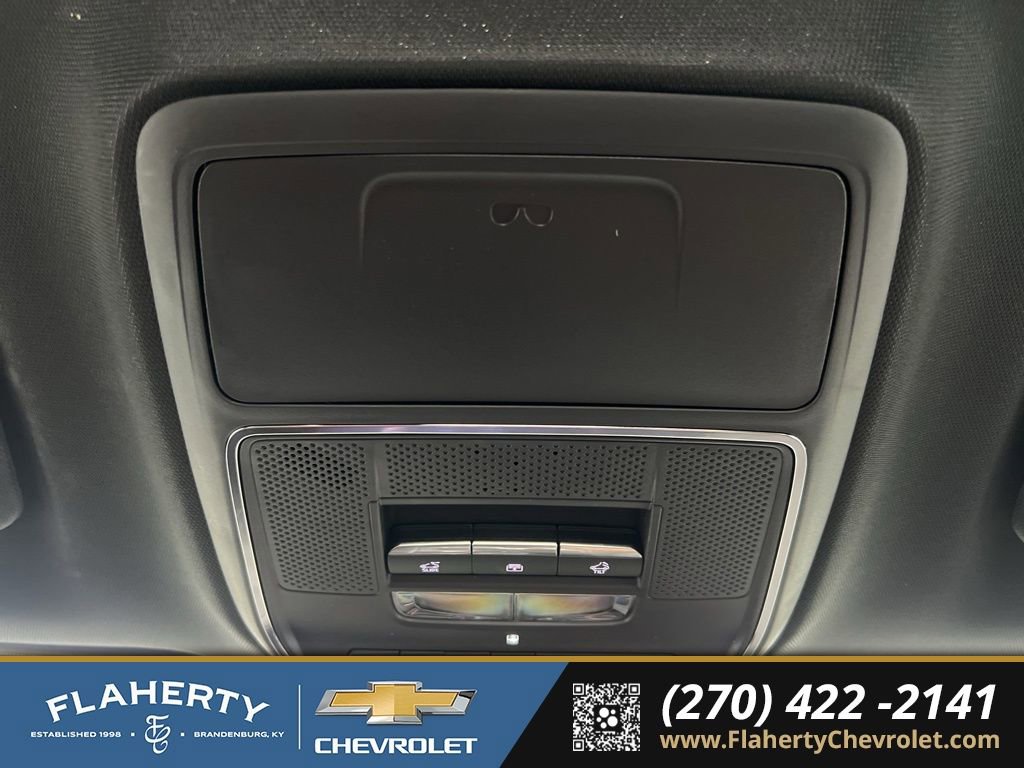 Used 2024 Chevrolet Traverse RS w/ LPO, Floor Liner Package image 35