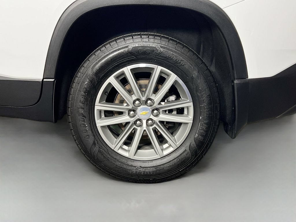 Used 2023 Chevrolet Traverse LT AWD/4WD image 31