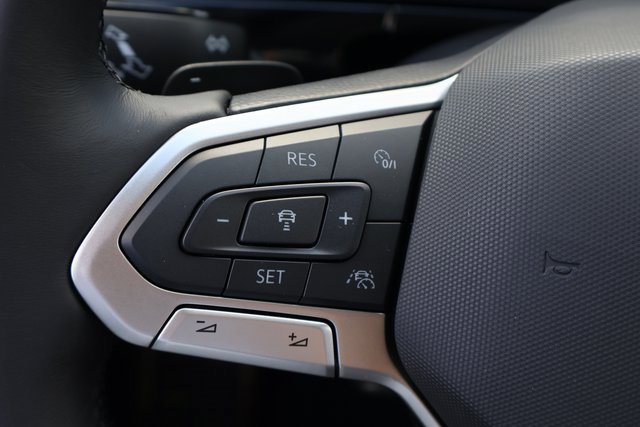 New 2026 Volkswagen Atlas SEL Premium R-Line image 21