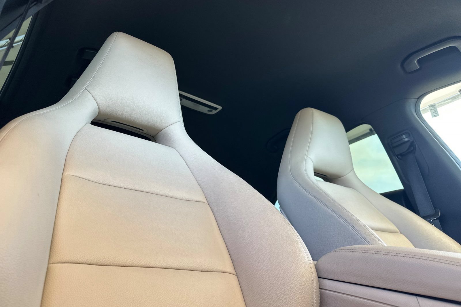 Used 2017 Mercedes-Benz CLA 250 image 16