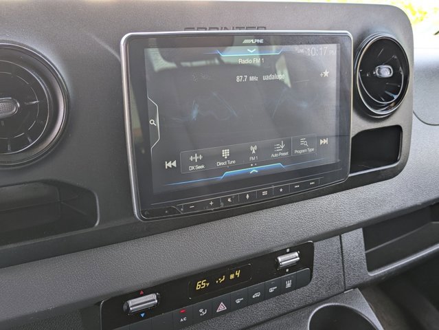 Used 2019 Mercedes-Benz Sprinter 2500 image 14