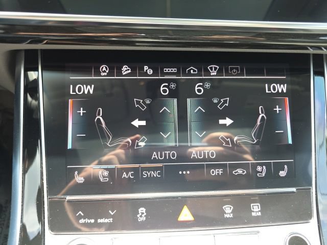 Used 2023 Audi Q7 3.0T Prestige AWD/4WD image 7