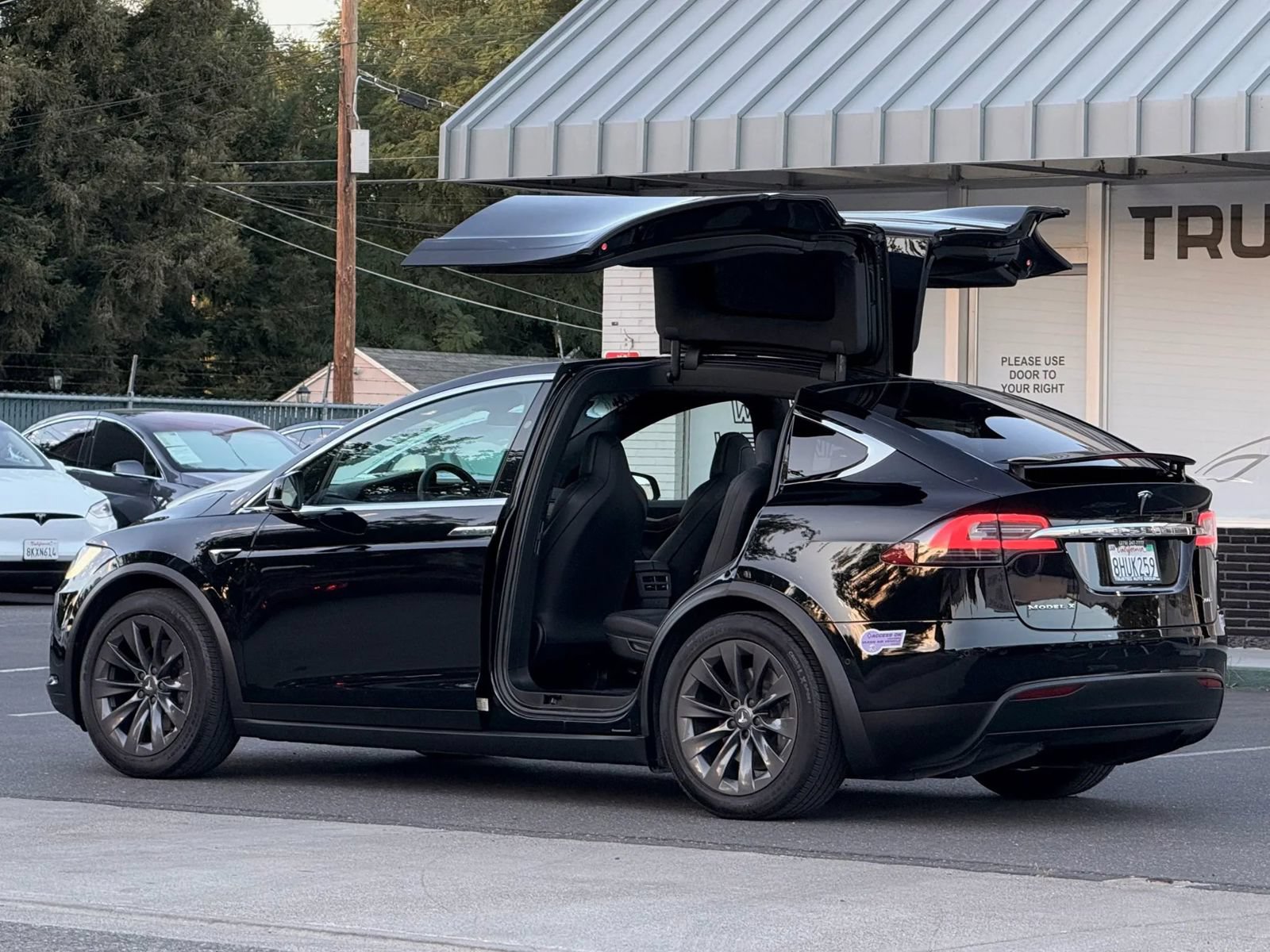 Used 2018 Tesla Model X 100D AWD/4WD image 6