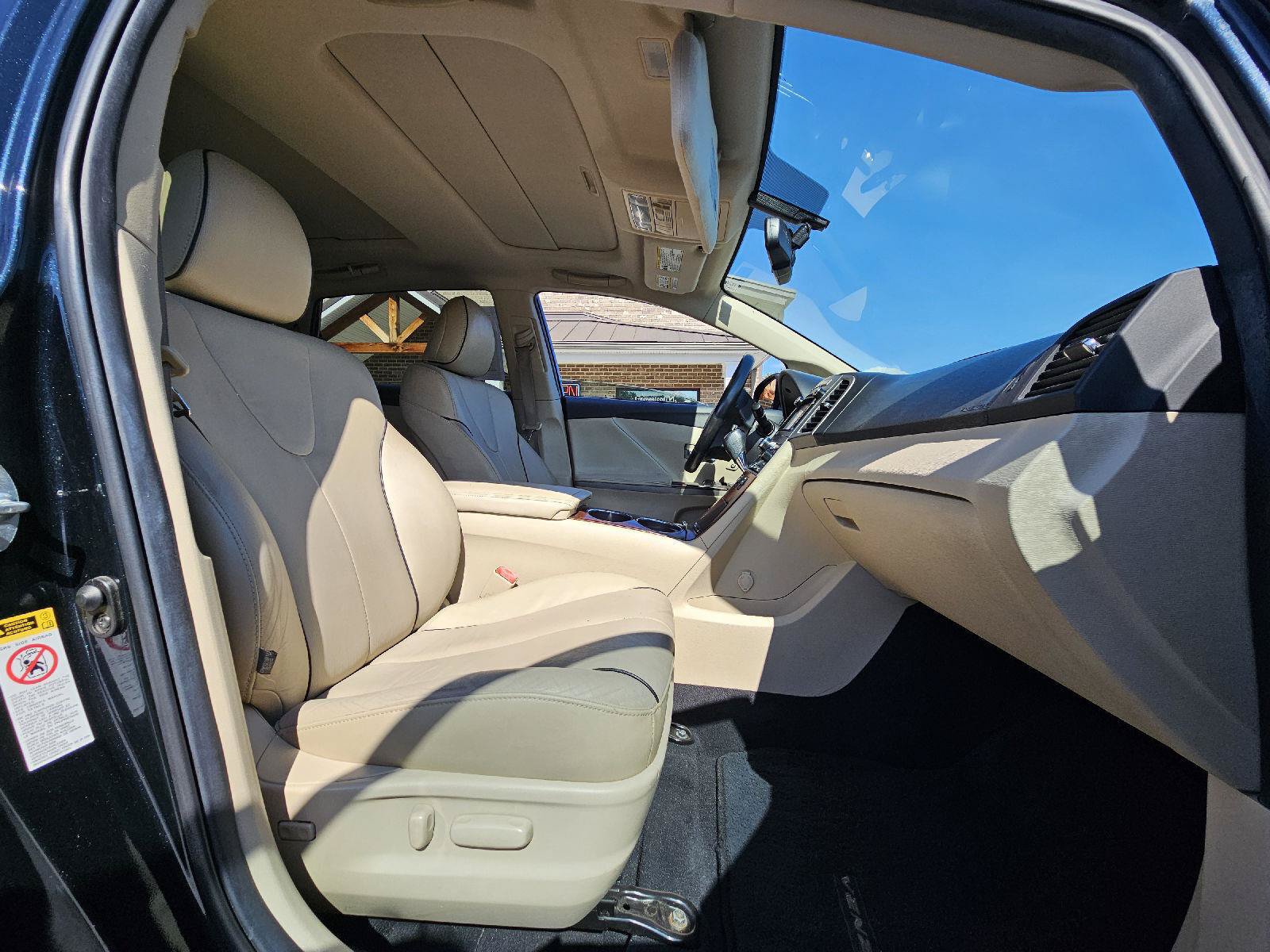 Used 2013 Toyota Venza XLE w/ XLE Premium Pkg FWD image 13