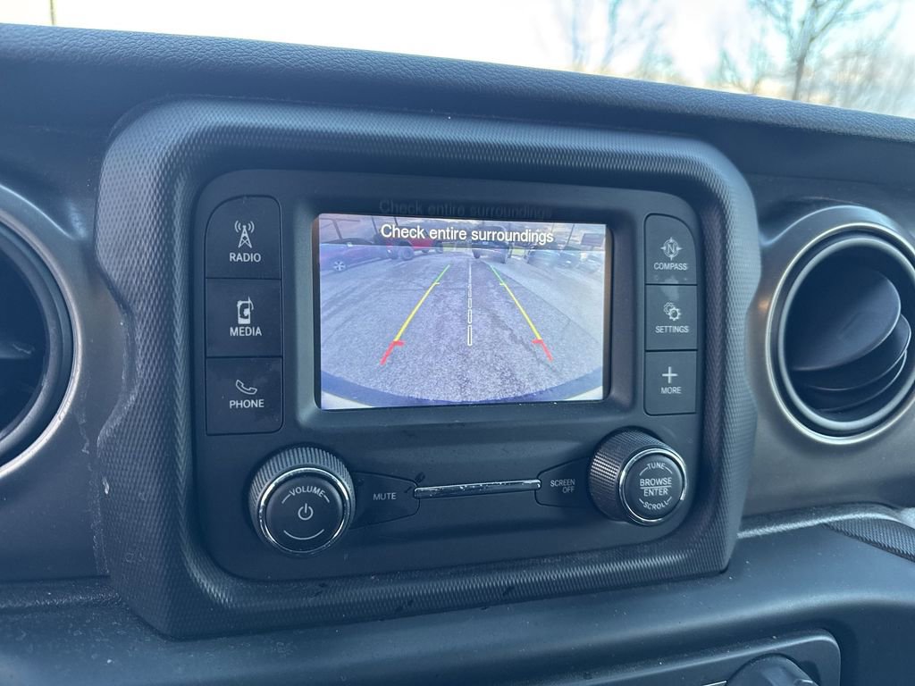 Used 2019 Jeep Wrangler Unlimited Sport S AWD/4WD image 17